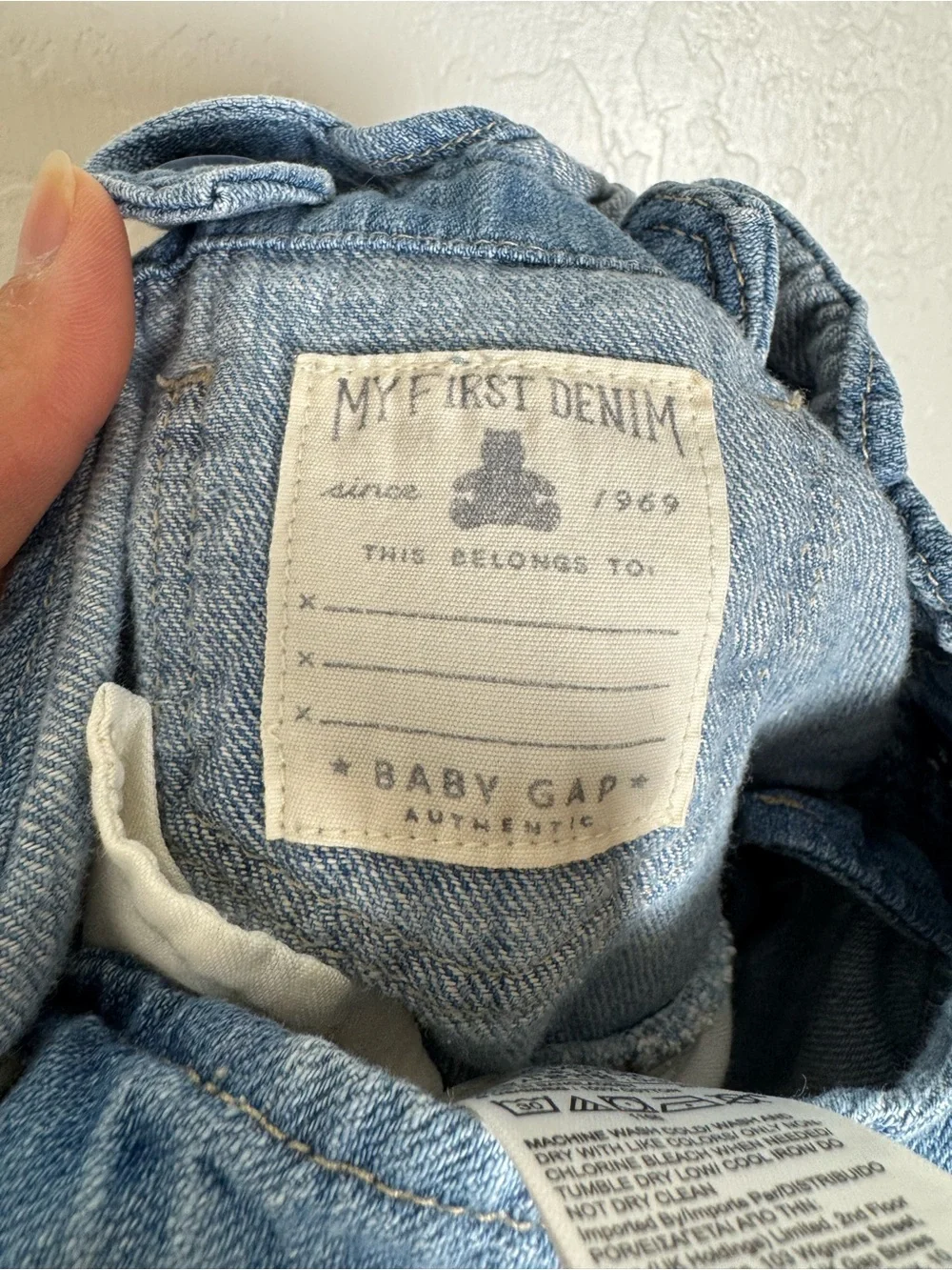 Baby GAP Denim Ruffle Bubble Shortalls Overalls Blue Light Wash 0-3 Months